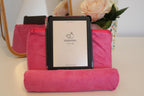 Support coussin livre et liseuse